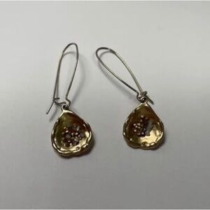 Preloved unbranded Gold tone dangle earrings